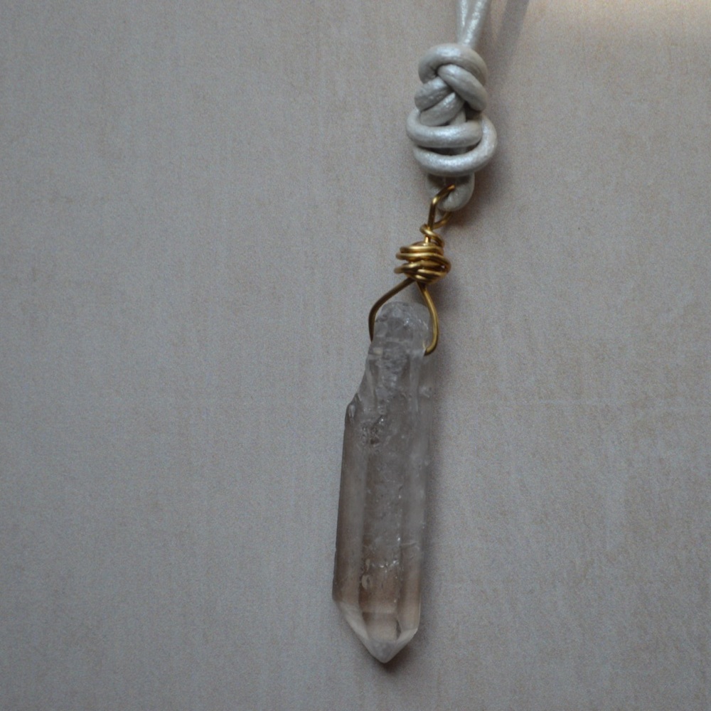 Clear Quartz Leather Necklace - Picture 4 of 7